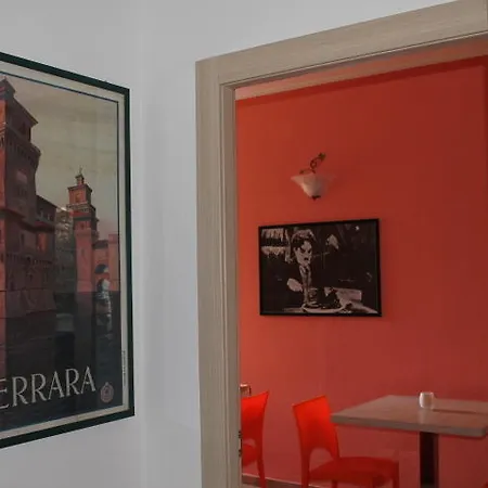 L'oro Della Citta フェラーラ